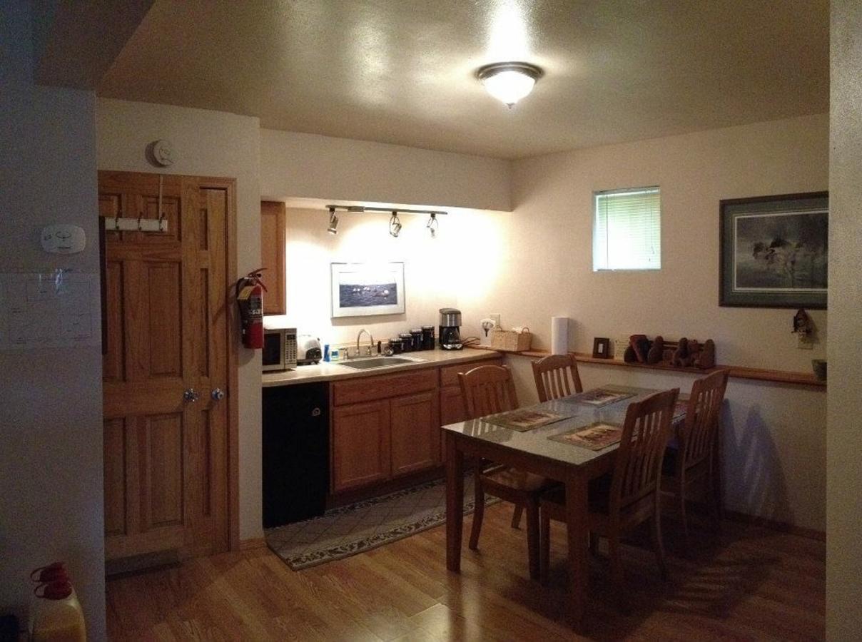 Bears Den Alaska Lodging 수어드 외부 사진